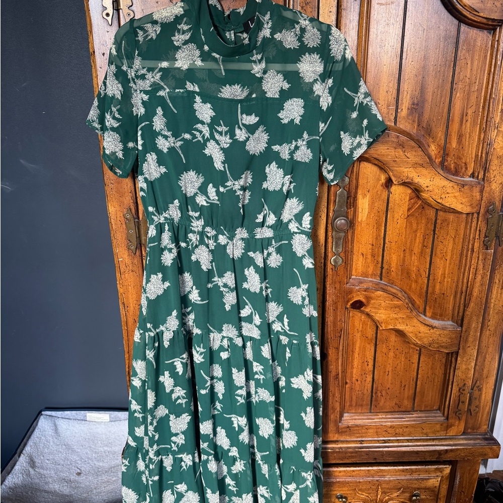 Lulu's Dark Green Floral Midi Dress